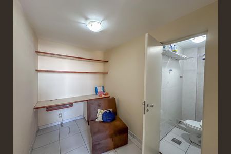 Apartamento para alugar com 71m², 2 quartos e 1 vaga