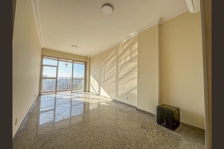 Apartamento para alugar com 2 quartos, 71m² em Centro, Rio de Janeiro