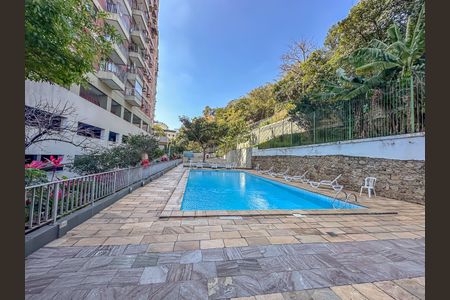 Apartamento para alugar com 71m², 2 quartos e 1 vaga