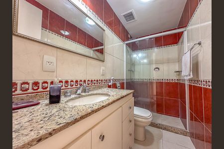 Apartamento para alugar com 71m², 2 quartos e 1 vaga