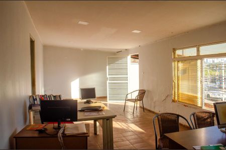 Casa à venda com 400m², 7 quartos e sem vaga