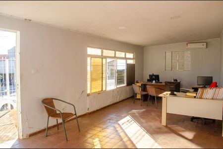 Casa à venda com 400m², 7 quartos e sem vaga