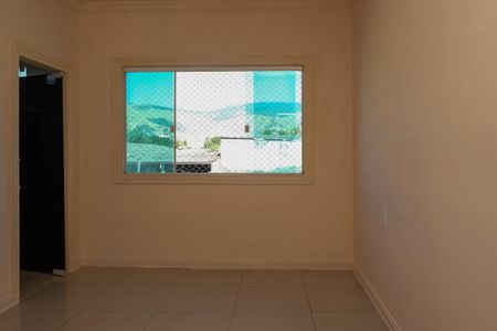 Quarto de casa para alugar com 1 quarto, 94m² em Moquetá, Nova Iguaçu