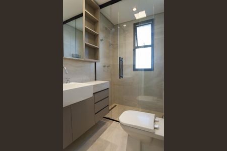 Banheiro suite  de apartamento à venda com 2 quartos, 82m² em Vila das Flores, Nova Lima