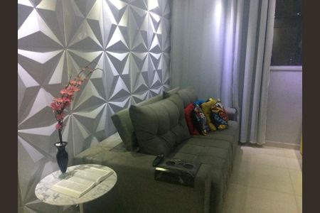 Sala de apartamento à venda com 2 quartos, 45m² em Jardim Santa Teresinha, São Paulo