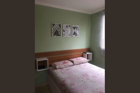Quarto de apartamento à venda com 2 quartos, 45m² em Jardim Santa Teresinha, São Paulo