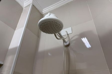 Banheiro de apartamento para alugar com 1 quarto, 40m² em Embaré, Santos