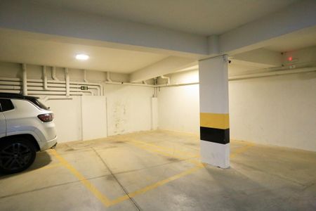 Garagem de apartamento à venda com 3 quartos, 150m² em Sagrada Família, Belo Horizonte