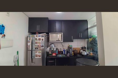 Cozinha de apartamento para alugar com 2 quartos, 49m² em Jaguaribe, Osasco