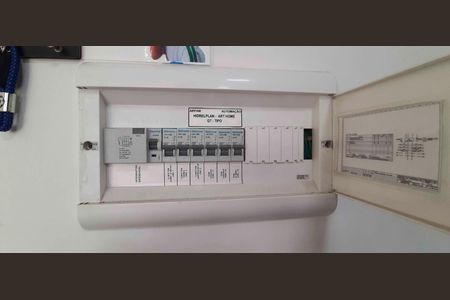 Apartamento para alugar com 49m², 2 quartos e 1 vaga Apartamento para alugar com 49m², 2 quartos e 1 vagaQuadro de Luz