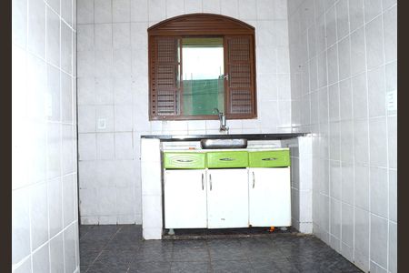 Casa para alugar com 355m², 3 quartos e 1 vagaCozinha