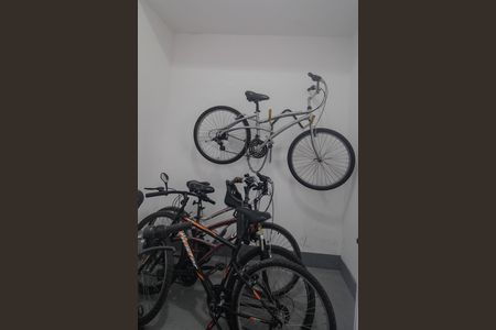 Apartamento à venda com 83m², 3 quartos e 2 vagas Apartamento à venda com 83m², 3 quartos e 2 vagasBicicletario