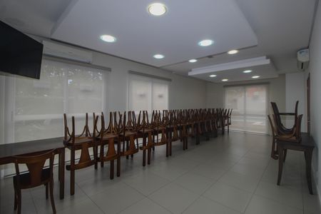 Apartamento à venda com 83m², 3 quartos e 2 vagas Apartamento à venda com 83m², 3 quartos e 2 vagasÁrea comum - Salão de festas