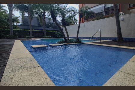 Apartamento à venda com 83m², 3 quartos e 2 vagas Apartamento à venda com 83m², 3 quartos e 2 vagasÁrea comum - Piscina
