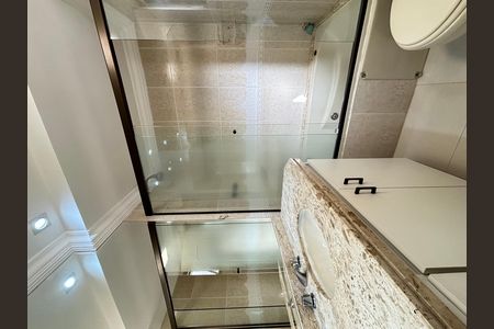 Apartamento para alugar com 86m², 2 quartos e 2 vagas Apartamento para alugar com 86m², 2 quartos e 2 vagasBanheiro da Suíte