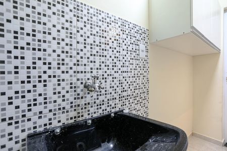 Studio para alugar com 30m², 1 quarto e 1 vaga Studio para alugar com 30m², 1 quarto e 1 vagaÁrea de Serviço
