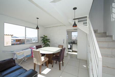 Apartamento para alugar com 3 quartos, 140m² em Alto Caiçaras, Belo Horizonte