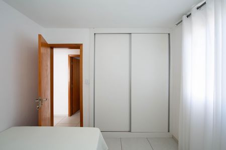 Apartamento para alugar com 140m², 3 quartos e 2 vagas Apartamento para alugar com 140m², 3 quartos e 2 vagasQUARTO2