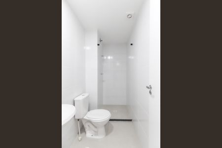 Apartamento à venda com 34m², 2 quartos e sem vaga Apartamento à venda com 34m², 2 quartos e sem vagaBanheiro