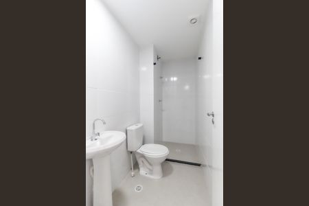 Banheiro  de apartamento à venda com 2 quartos, 34m² em Guaianases, São Paulo