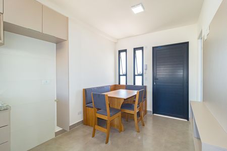 Apartamento para alugar com 40m², 2 quartos e 1 vaga Apartamento para alugar com 40m², 2 quartos e 1 vagaSala