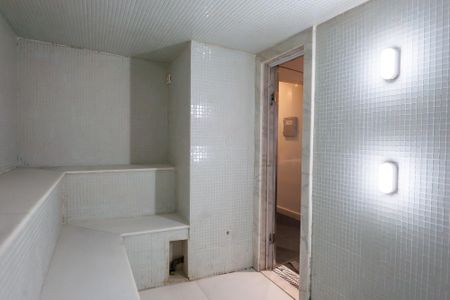 Apartamento para alugar com 154m², 3 quartos e 3 vagas Apartamento para alugar com 154m², 3 quartos e 3 vagassauna