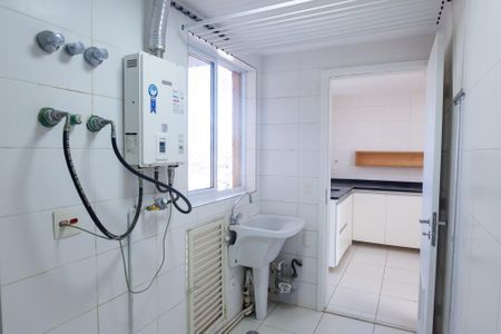 Apartamento para alugar com 154m², 3 quartos e 3 vagas Apartamento para alugar com 154m², 3 quartos e 3 vagasÁrea de Serviço