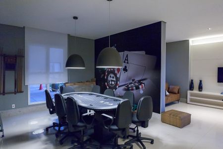 Apartamento para alugar com 154m², 3 quartos e 3 vagas Apartamento para alugar com 154m², 3 quartos e 3 vagasÁrea comum - Salão de jogos