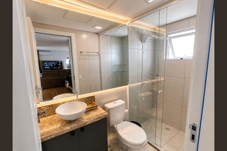 Banheiro de apartamento para alugar com 2 quartos, 75m² em Balsa, Pelotas