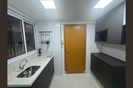 Cozinha de apartamento à venda com 3 quartos, 78m² em Prado, Belo Horizonte