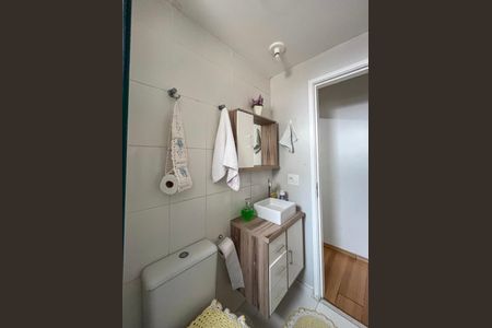 Banheiro  de apartamento para alugar com 2 quartos, 52m² em Sacoma, São Paulo