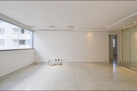 Apartamento para alugar com 3 quartos, 88m² em Lourdes, Belo Horizonte