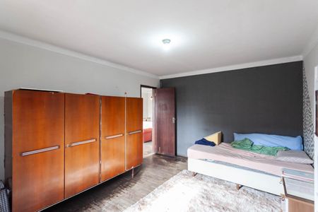 Casa à venda com 200m², 5 quartos e 2 vagas Casa à venda com 200m², 5 quartos e 2 vagasQuarto 2