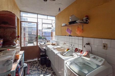 Casa à venda com 200m², 5 quartos e 2 vagas Casa à venda com 200m², 5 quartos e 2 vagasÁrea de serviço