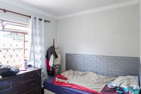 Casa à venda com 200m², 5 quartos e 2 vagas Casa à venda com 200m², 5 quartos e 2 vagasQuarto 1