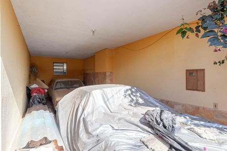 Garagem de casa à venda com 5 quartos, 200m² em Coqueiros, Belo Horizonte