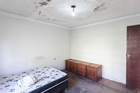 Casa à venda com 200m², 5 quartos e 2 vagas Casa à venda com 200m², 5 quartos e 2 vagasQuarto 5