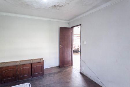 Casa à venda com 200m², 5 quartos e 2 vagas Casa à venda com 200m², 5 quartos e 2 vagasQuarto 5