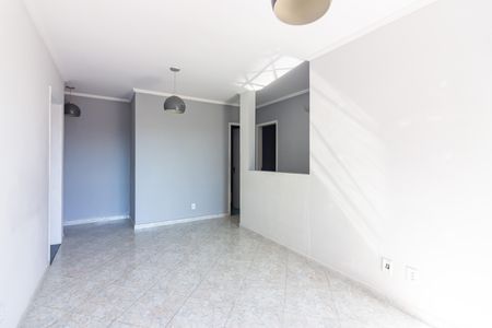 Apartamento à venda com 63m², 3 quartos e 1 vaga Apartamento à venda com 63m², 3 quartos e 1 vagaSala