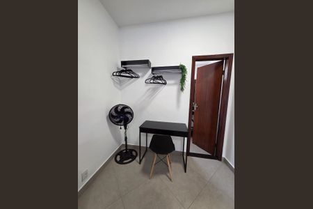 Casa de condomínio para alugar com 30m², 1 quarto e sem vaga