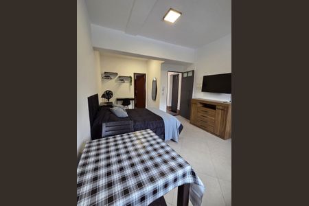 Casa de Condomínio para alugar com 1 quarto, 30m² em Barro Preto, Belo Horizonte
