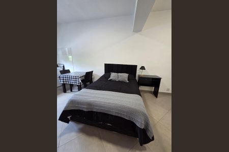 Casa de condomínio para alugar com 30m², 1 quarto e sem vaga
