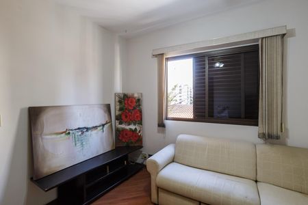Apartamento para alugar com 174m², 4 quartos e 3 vagas Apartamento para alugar com 174m², 4 quartos e 3 vagasQuarto 2