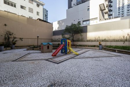 Apartamento para alugar com 174m², 4 quartos e 3 vagas Apartamento para alugar com 174m², 4 quartos e 3 vagasÁrea comum