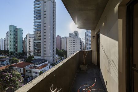 Apartamento para alugar com 174m², 4 quartos e 3 vagas Apartamento para alugar com 174m², 4 quartos e 3 vagasVaranda da Sala