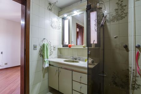Apartamento para alugar com 174m², 4 quartos e 3 vagas Apartamento para alugar com 174m², 4 quartos e 3 vagasBanheiro da Suíte
