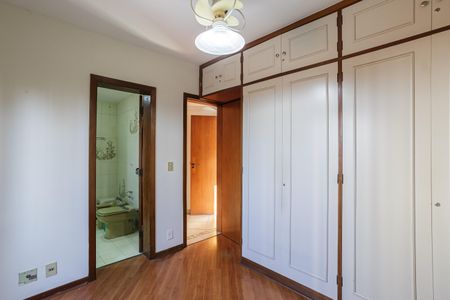 Apartamento para alugar com 174m², 4 quartos e 3 vagas Apartamento para alugar com 174m², 4 quartos e 3 vagasSuíte