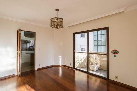 Apartamento para alugar com 174m², 4 quartos e 3 vagas Apartamento para alugar com 174m², 4 quartos e 3 vagasSala