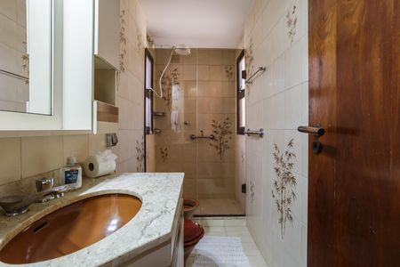 Apartamento para alugar com 174m², 4 quartos e 3 vagas Apartamento para alugar com 174m², 4 quartos e 3 vagasBanheiro social