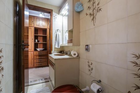 Apartamento para alugar com 174m², 4 quartos e 3 vagas Apartamento para alugar com 174m², 4 quartos e 3 vagasBanheiro social